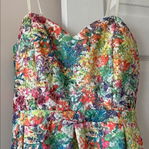 Mini Dress - Picture 3 of 4